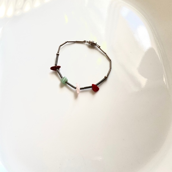 Metallic & Stone Beaded Bracelet - Picture 5 of 6